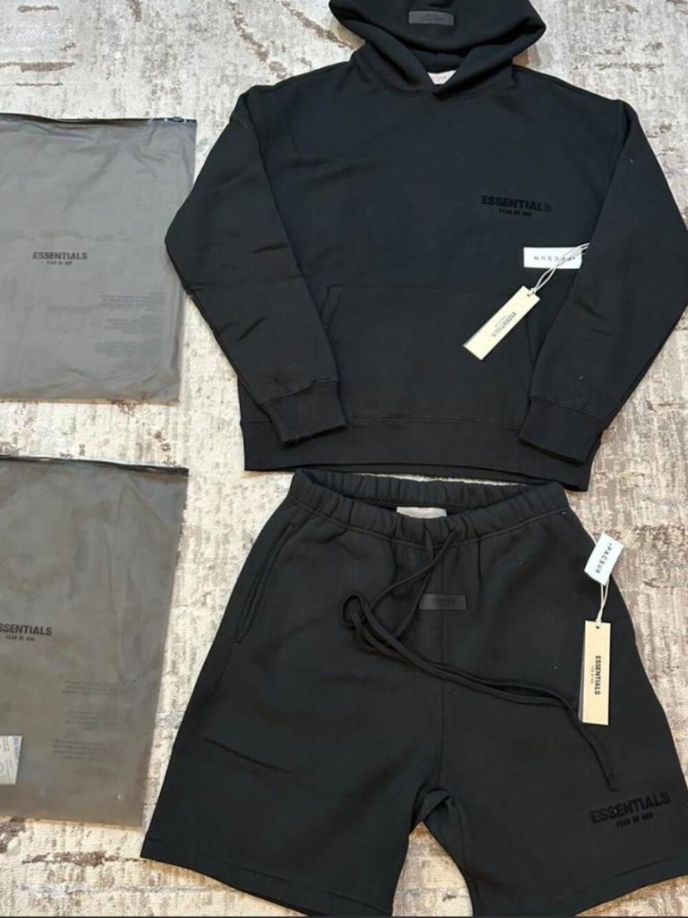 Essentials Large new Black Hoodie and shorts set - Picture 3 of 3